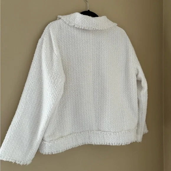 White jacket - Picture 3 of 3